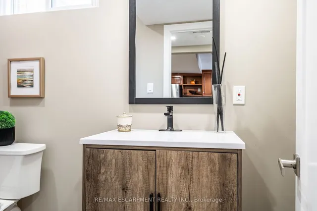 Additional property image - 30 Donlea Dr