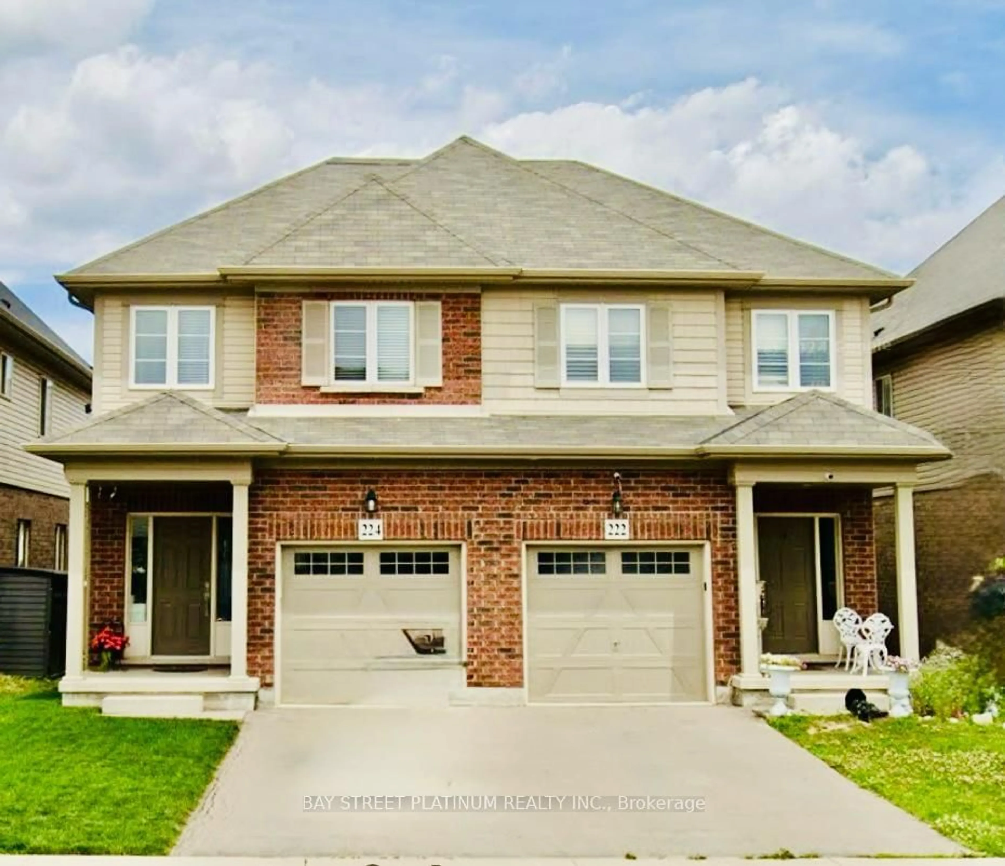 Home with brick exterior material, street for 222 Lormont Blvd Blvd, Hamilton Ontario L8J 0K2