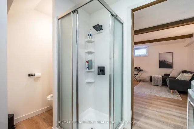 Additional property image - 289 Mill St