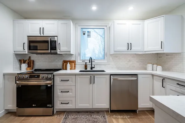 Additional property image - 289 Mill St