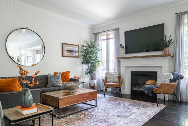 Additional property image - 120 Peer Crt
