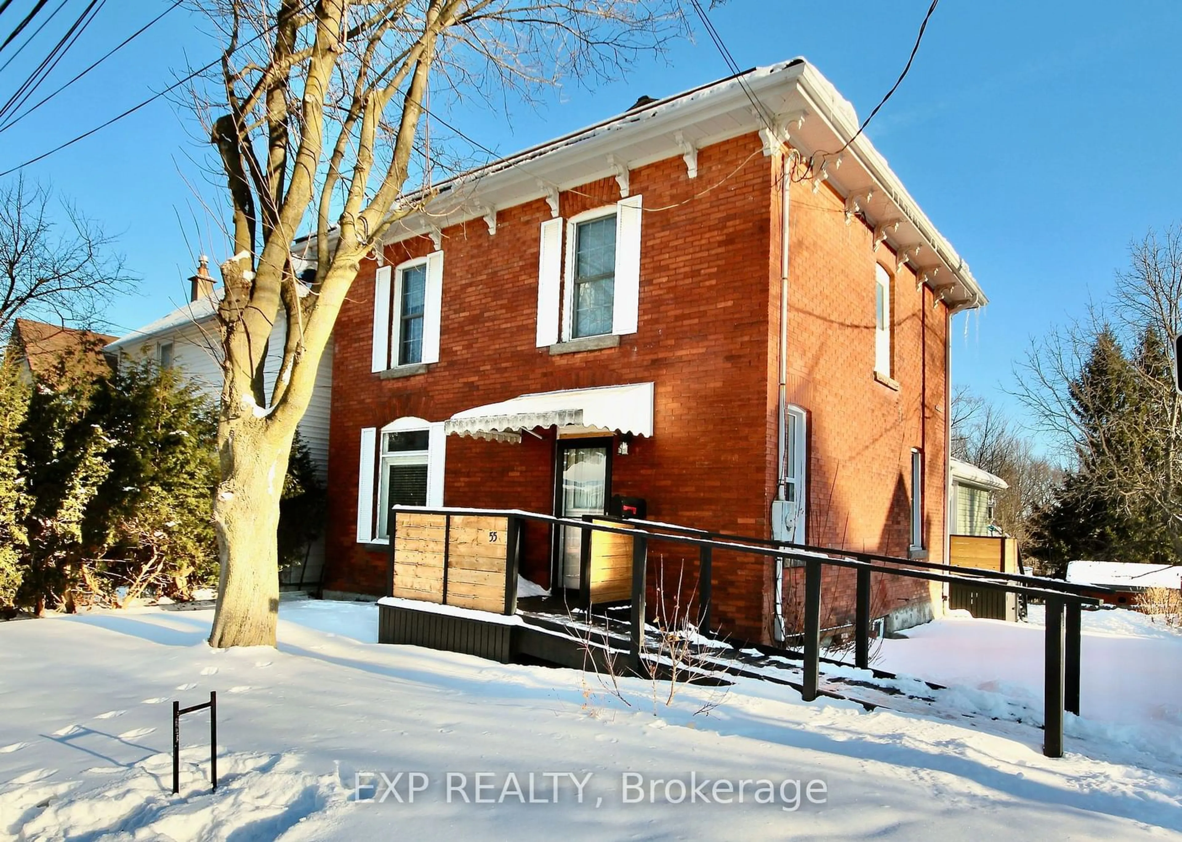 Home with brick exterior material, building for 55 Hubbell St, Brockville Ontario K6V 4K4