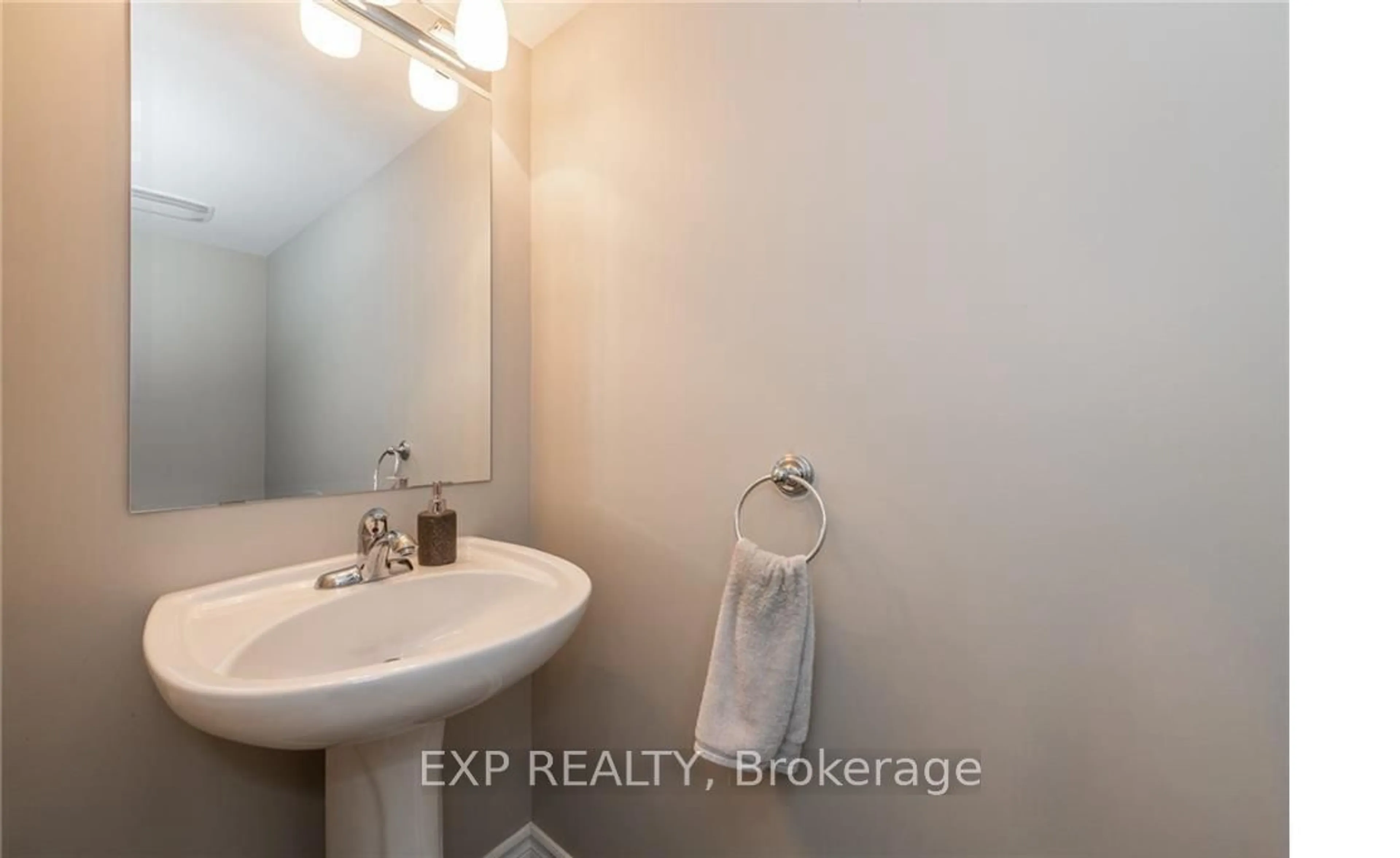 Standard bathroom, ceramic/tile floor for 113 Glendore St, Barrhaven Ontario K2J 0N1