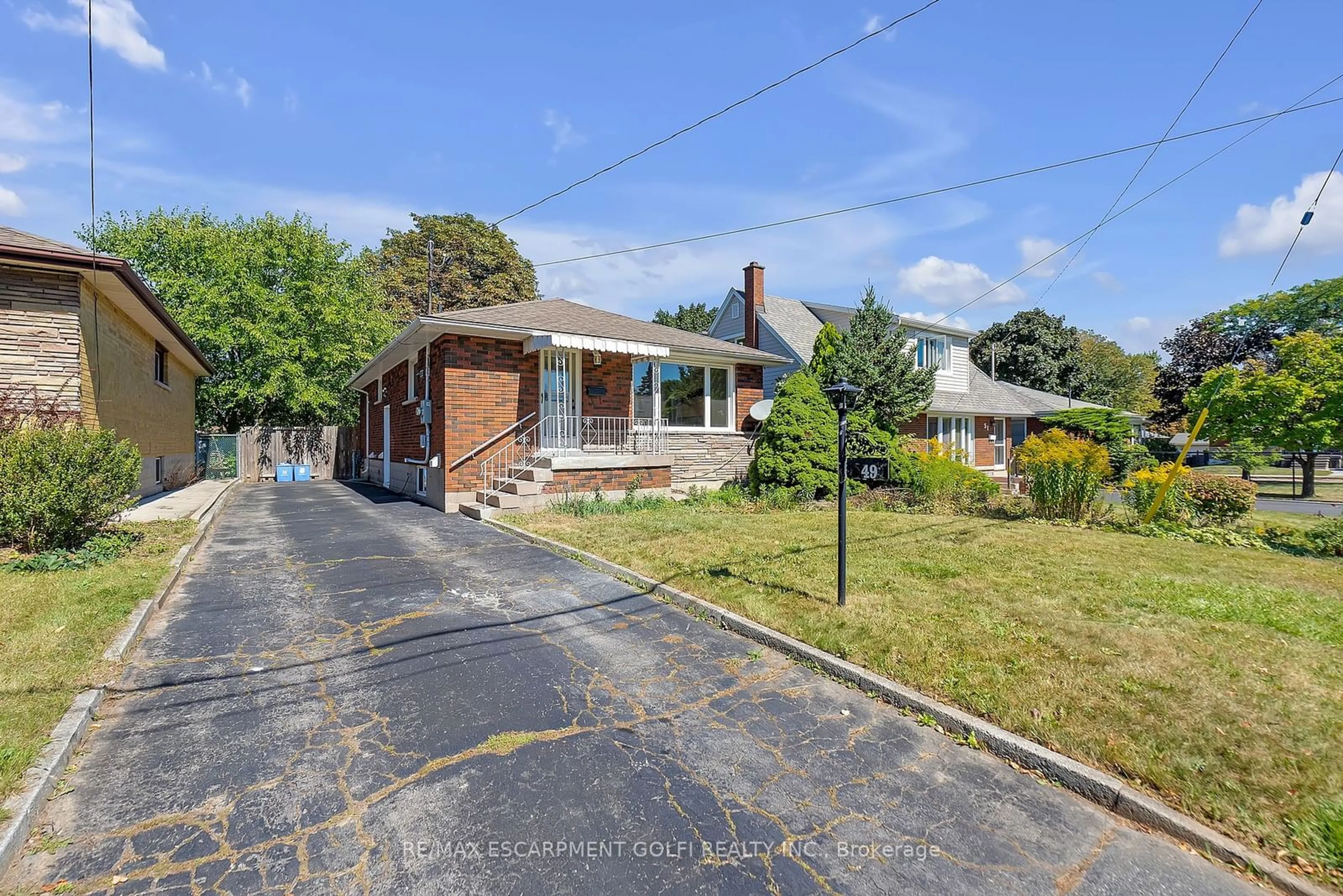 A pic from outside/outdoor area/front of a property/back of a property/a pic from drone, street for 49 Cheryl Ave, Hamilton Ontario L8V 1Y4