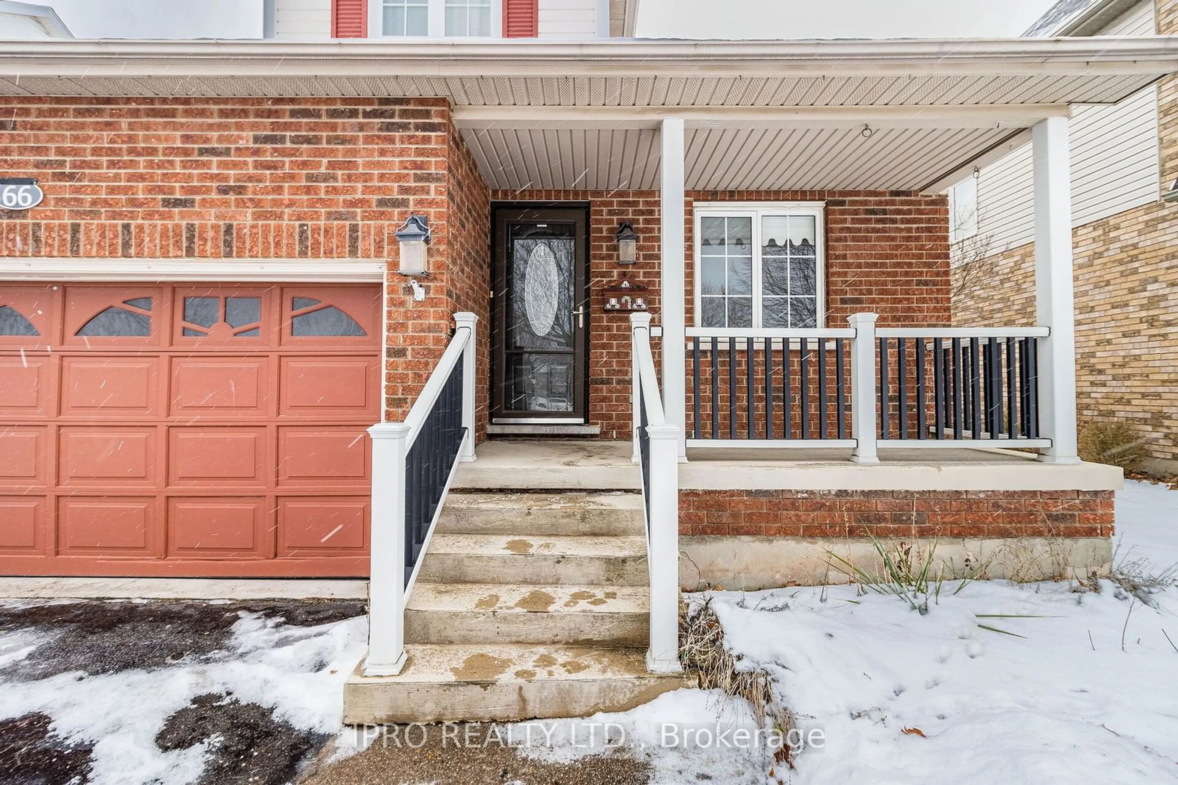 Indoor entryway for 66 Udell Way, Grimsby Ontario L3M 5L1