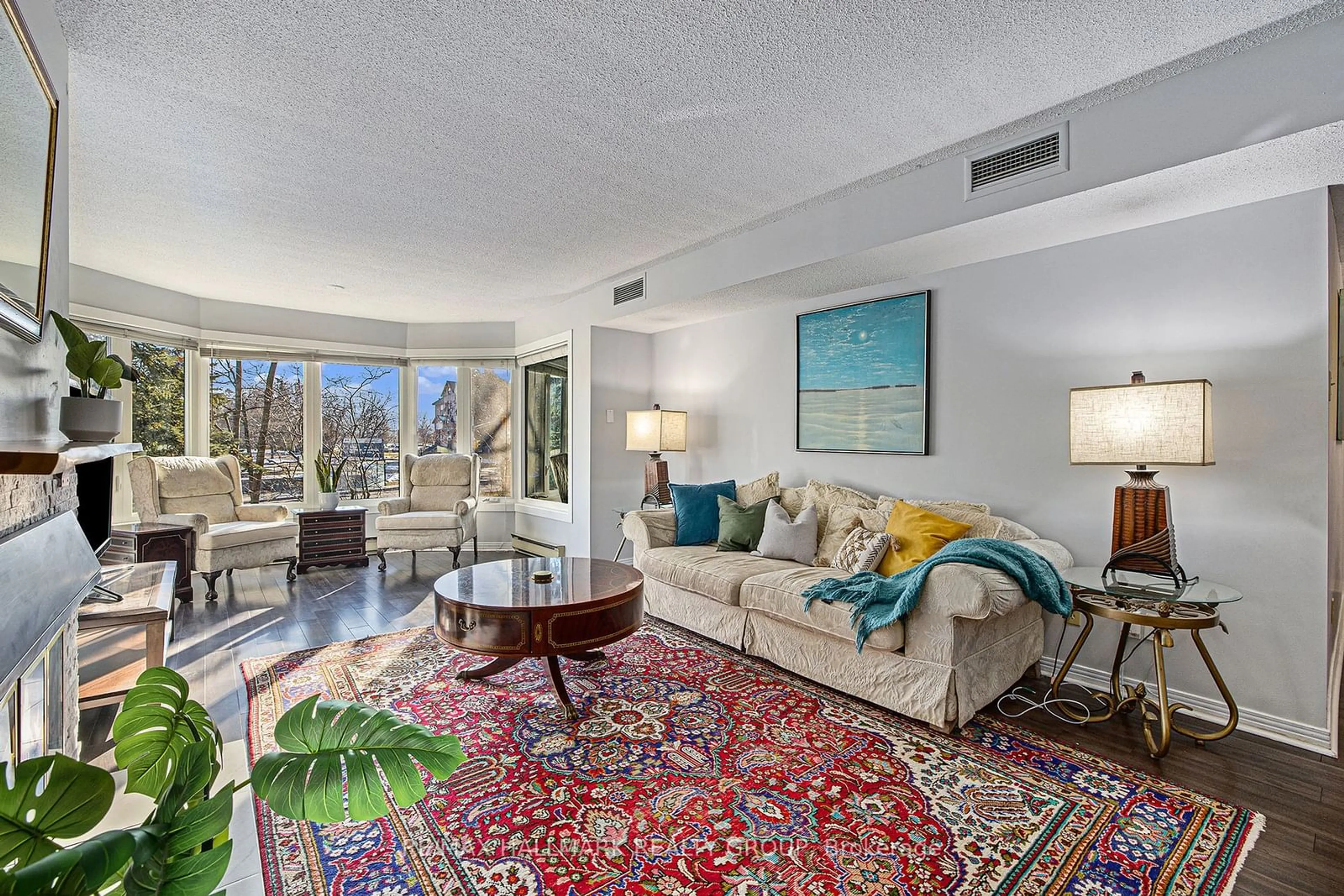 Living room with furniture, carpet floor for 265 Botanica #91, Dows Lake - Civic Hospital and Area Ontario K1Y 4P9