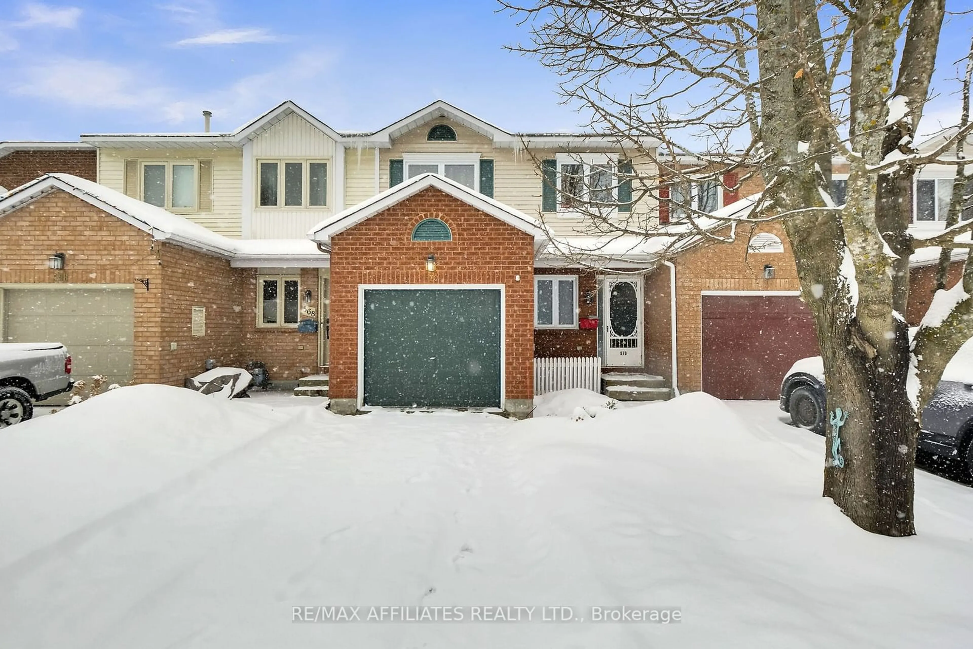 Home with brick exterior material, street for 570 Latour Cres, Orleans - Cumberland and Area Ontario K4A 1P3