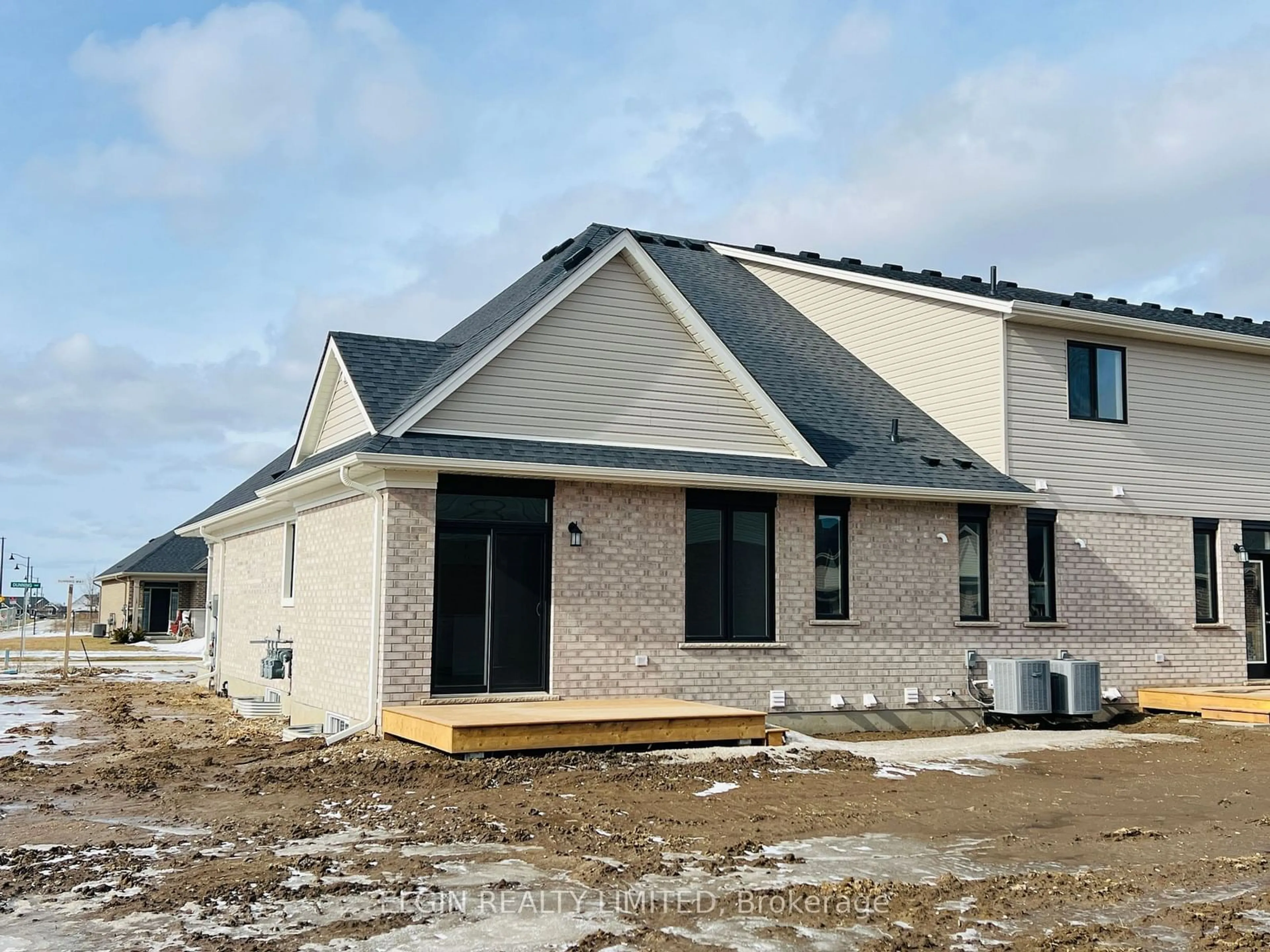 Home with brick exterior material, building for 56 Dunning Way, St. Thomas Ontario N5R 0P8