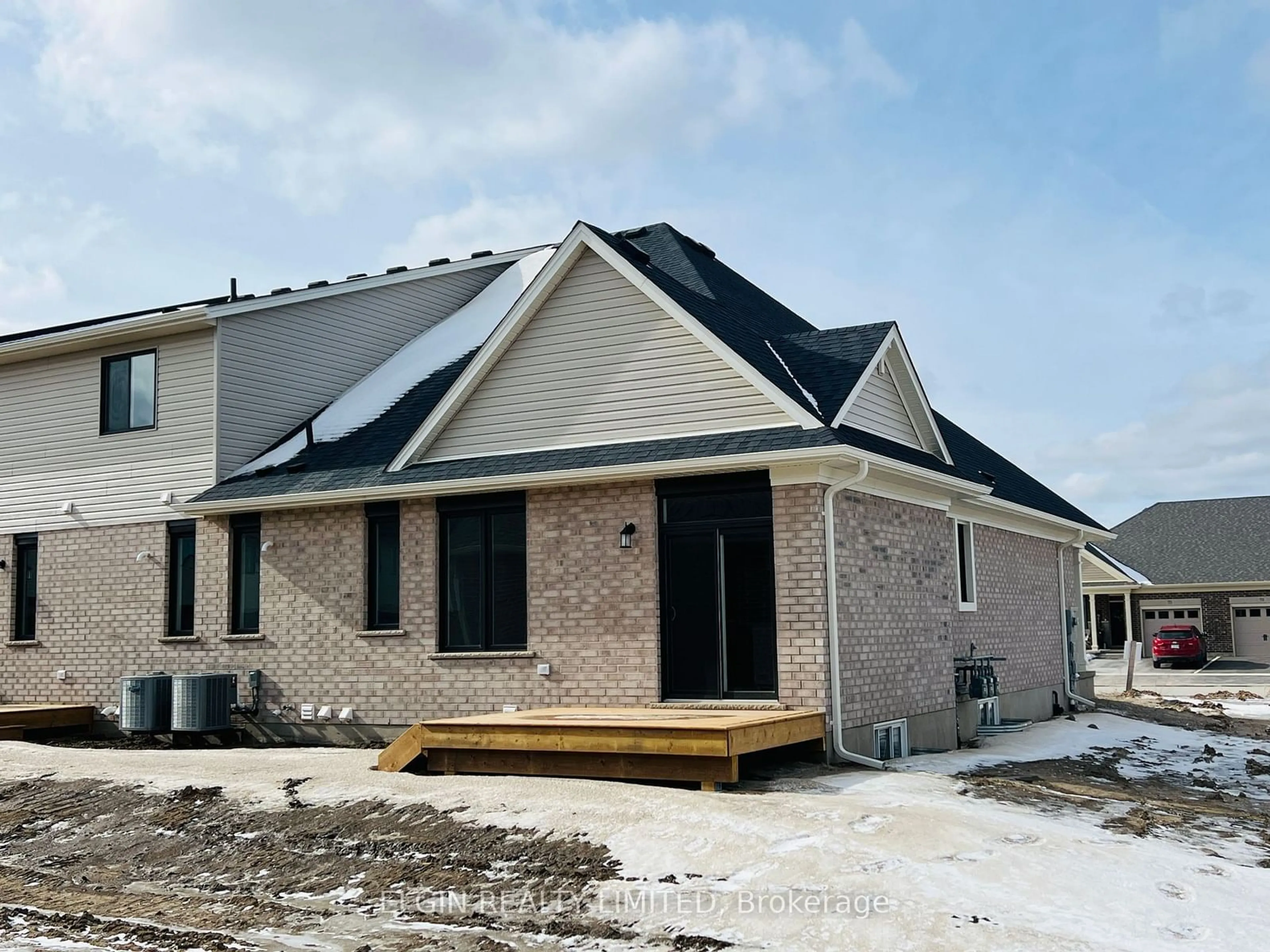 Home with brick exterior material, building for 46 Dunning Way, St. Thomas Ontario N5R 0P8