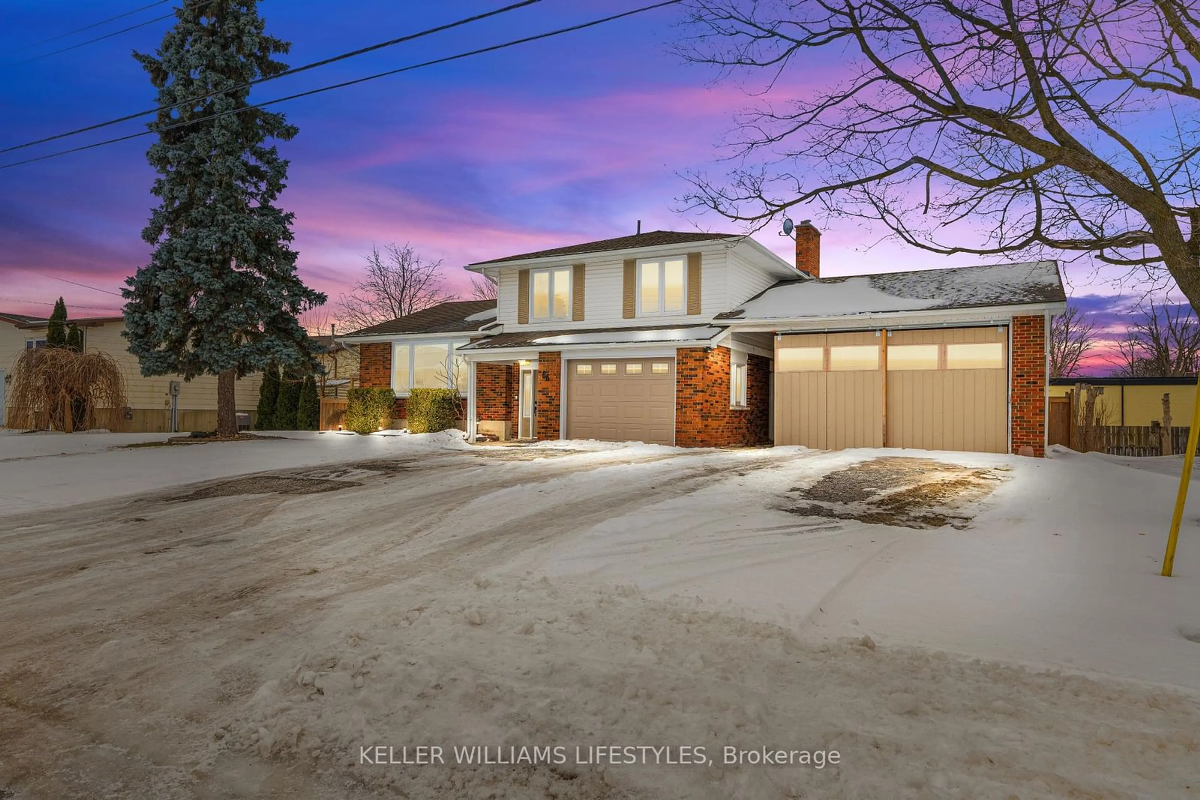 A pic from outside/outdoor area/front of a property/back of a property/a pic from drone, street for 86 MAC NAB St, Lambton Shores Ontario N0N 1J0
