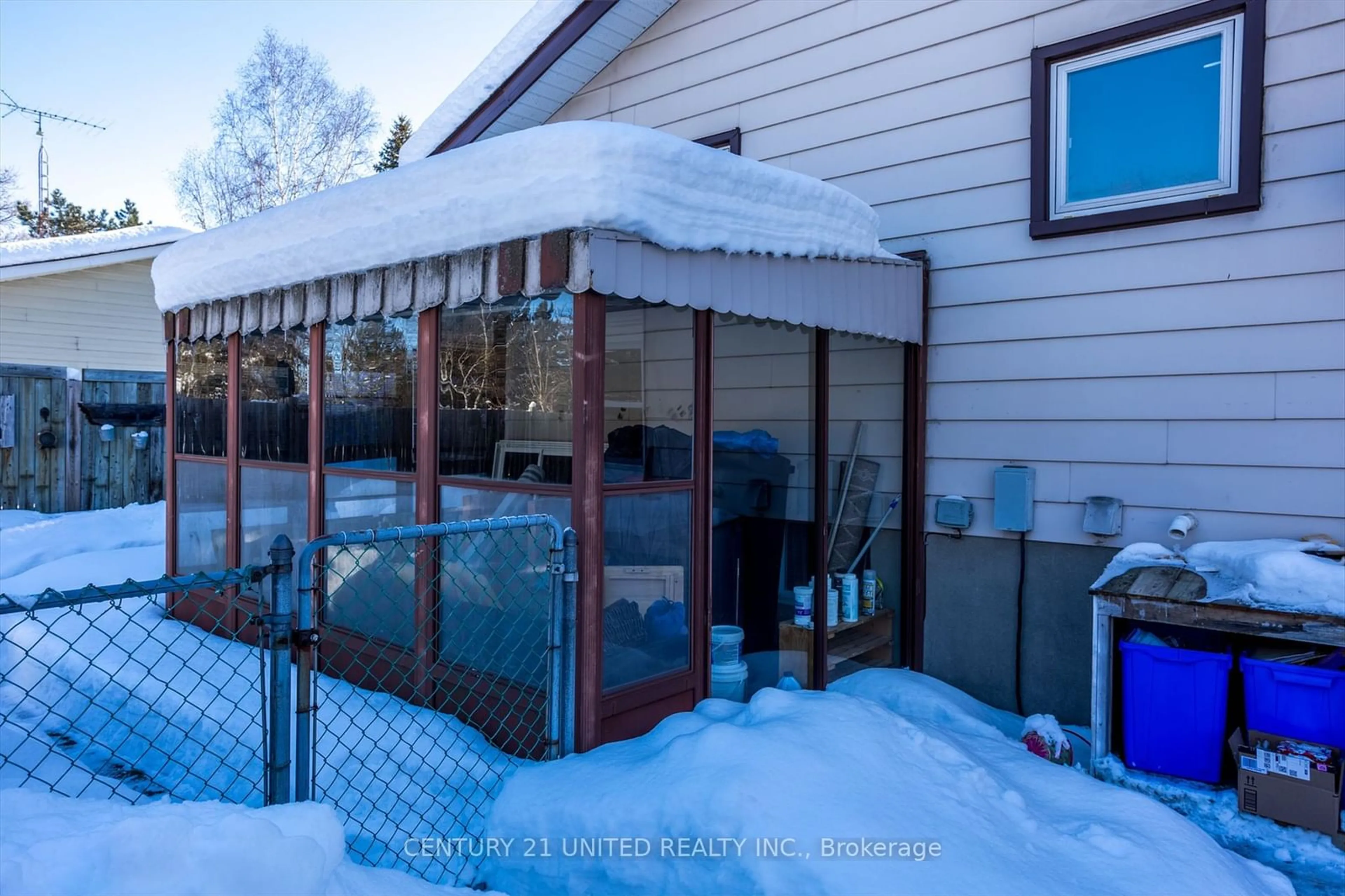 Unknown for 15 Janet Dr, Kawartha Lakes Ontario L0B 1K0