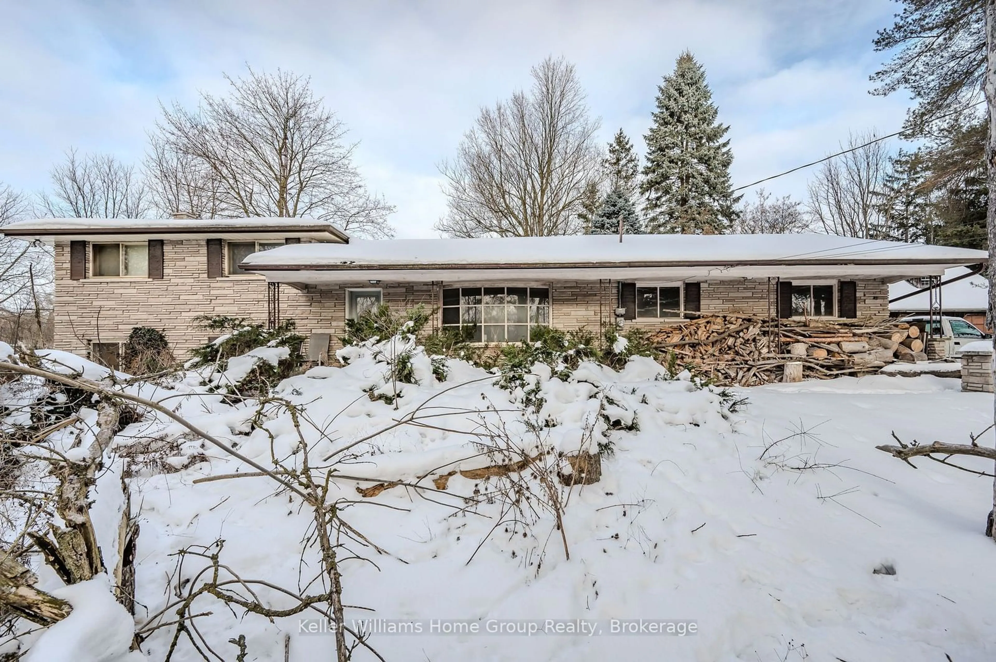 A pic from outside/outdoor area/front of a property/back of a property/a pic from drone, street for 7850 7 High, Guelph/Eramosa Ontario N1H 6H8