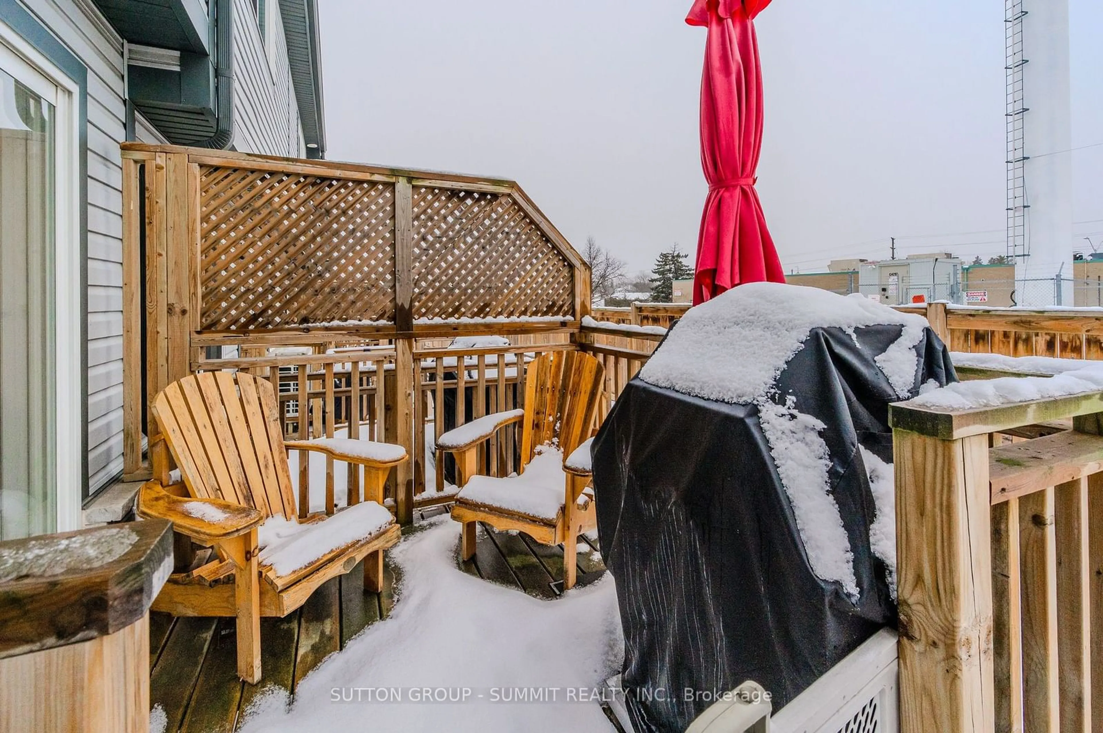 Patio, unknown for 350 Dundas St #16, Cambridge Ontario N1T 0C9