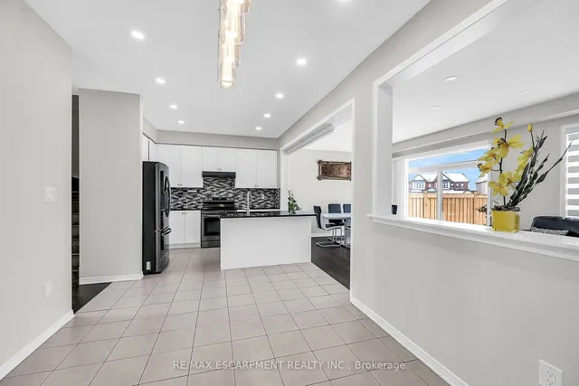 Additional property image - 328 Bedrock Dr