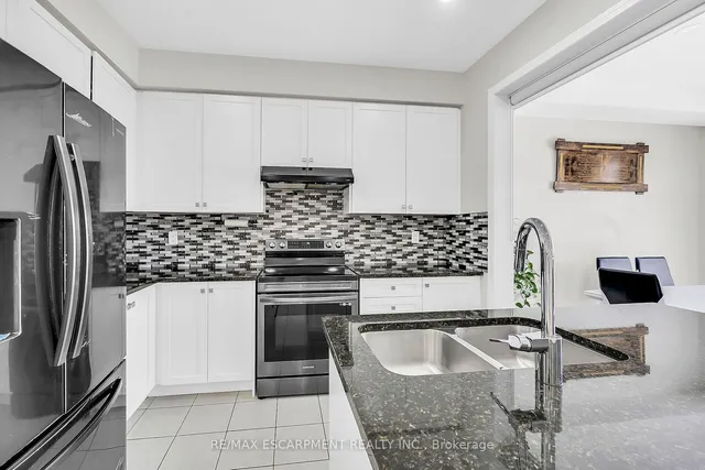 Additional property image - 328 Bedrock Dr
