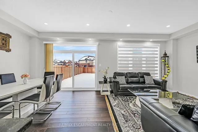 Additional property image - 328 Bedrock Dr