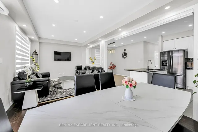 Additional property image - 328 Bedrock Dr