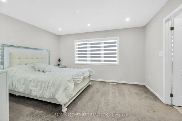Additional property image - 328 Bedrock Dr