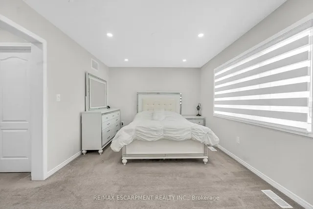 Additional property image - 328 Bedrock Dr
