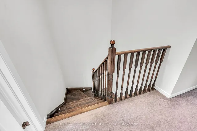 Additional property image - 328 Bedrock Dr
