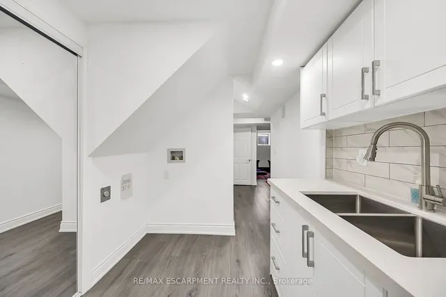 Additional property image - 328 Bedrock Dr