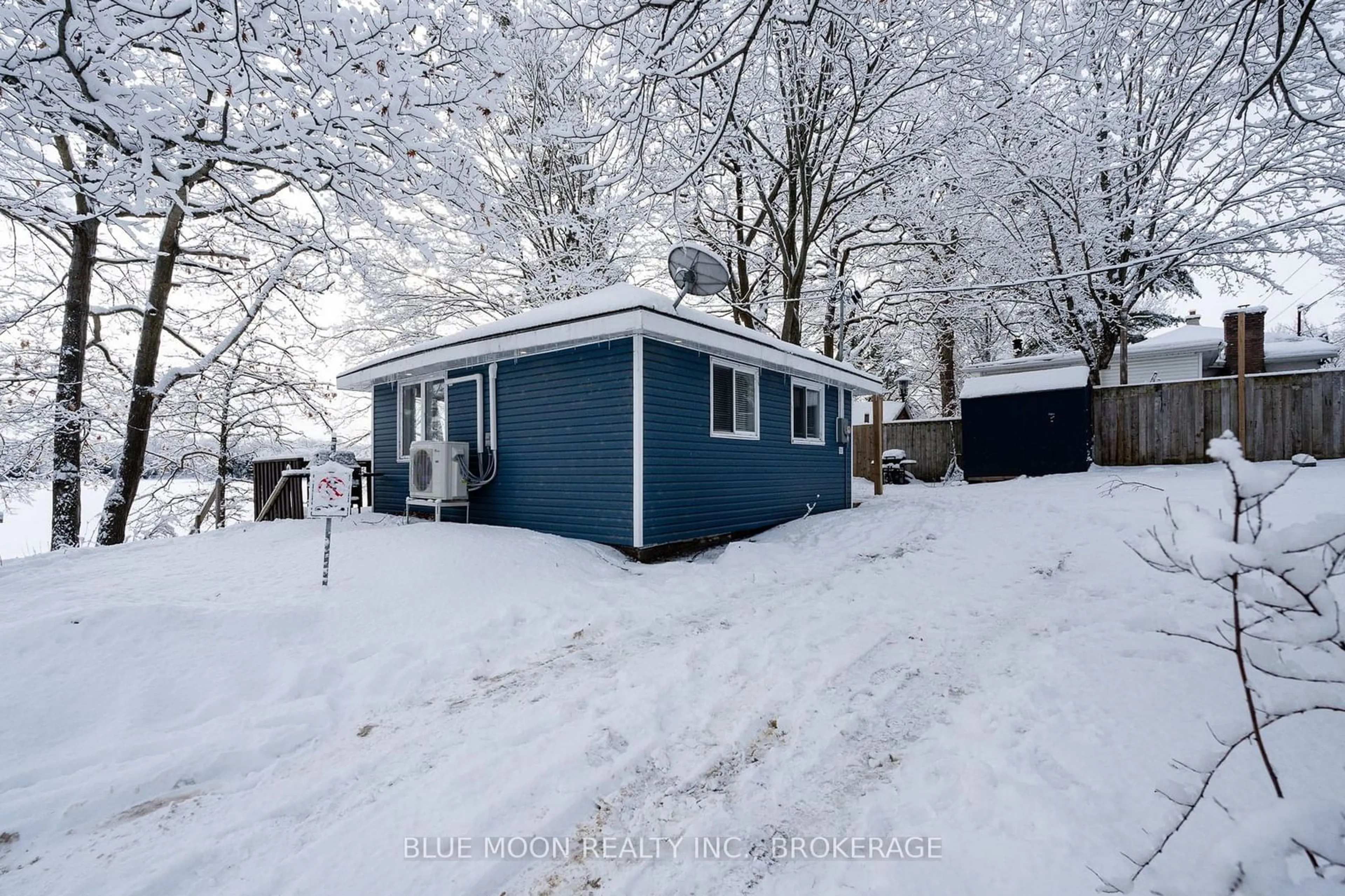 Shed for 1004 Masonville Lane, South Frontenac Ontario K0H 2W0