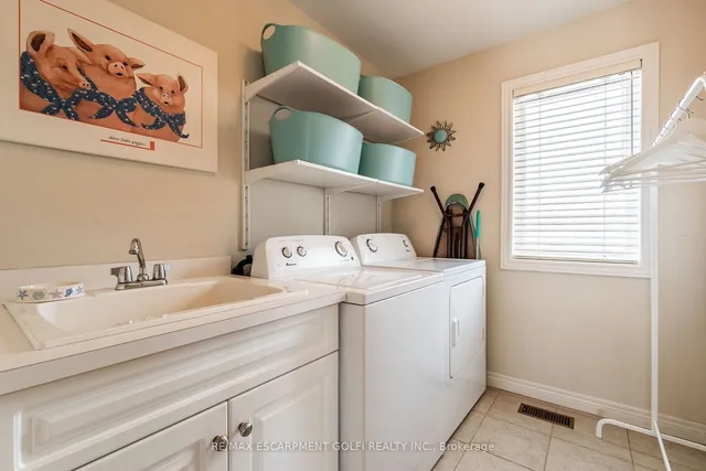 Additional property image - 5 Bridle St