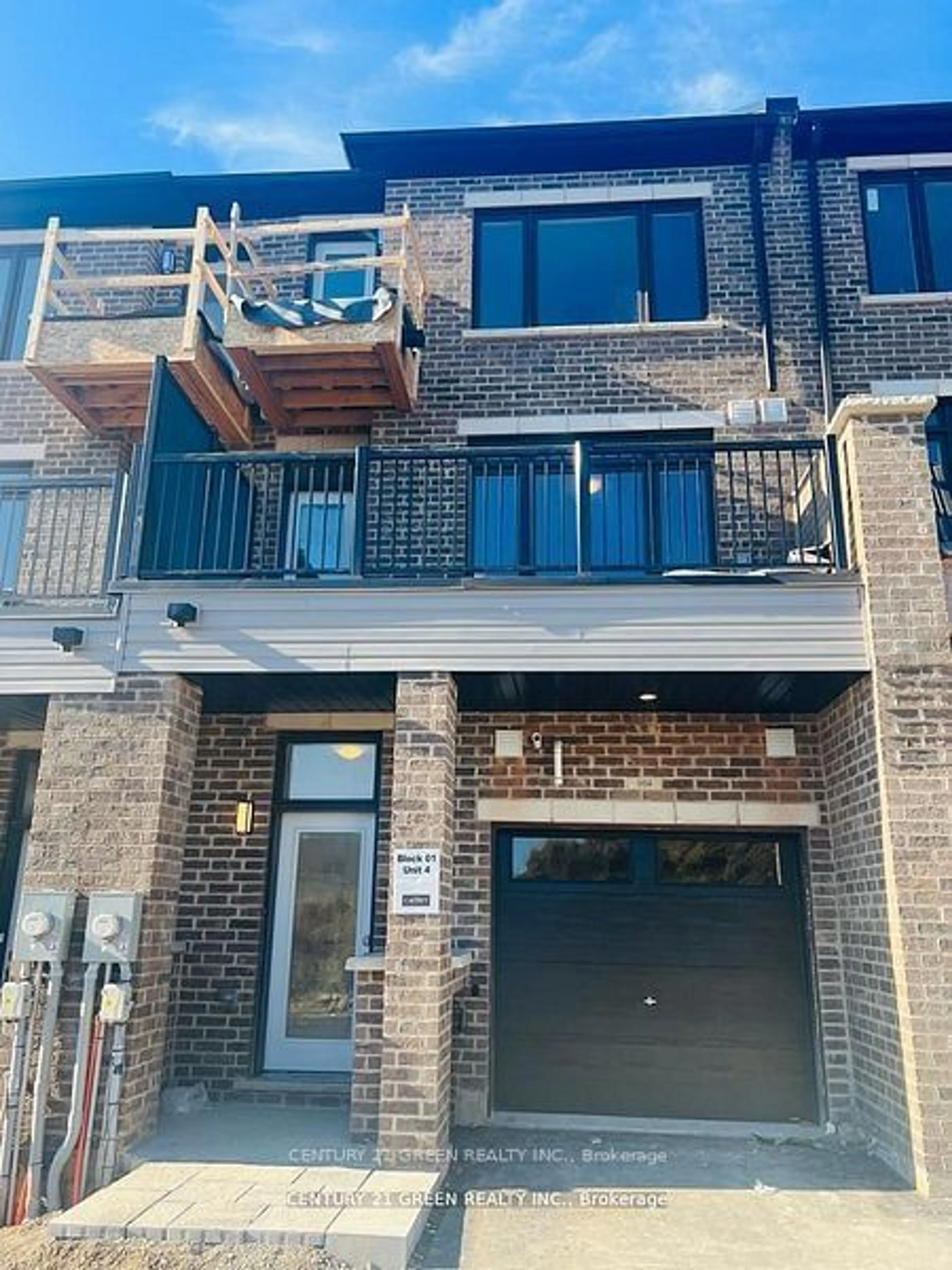 Home with brick exterior material, street for 585 Colborne St #104, Brantford Ontario N3S 0K4