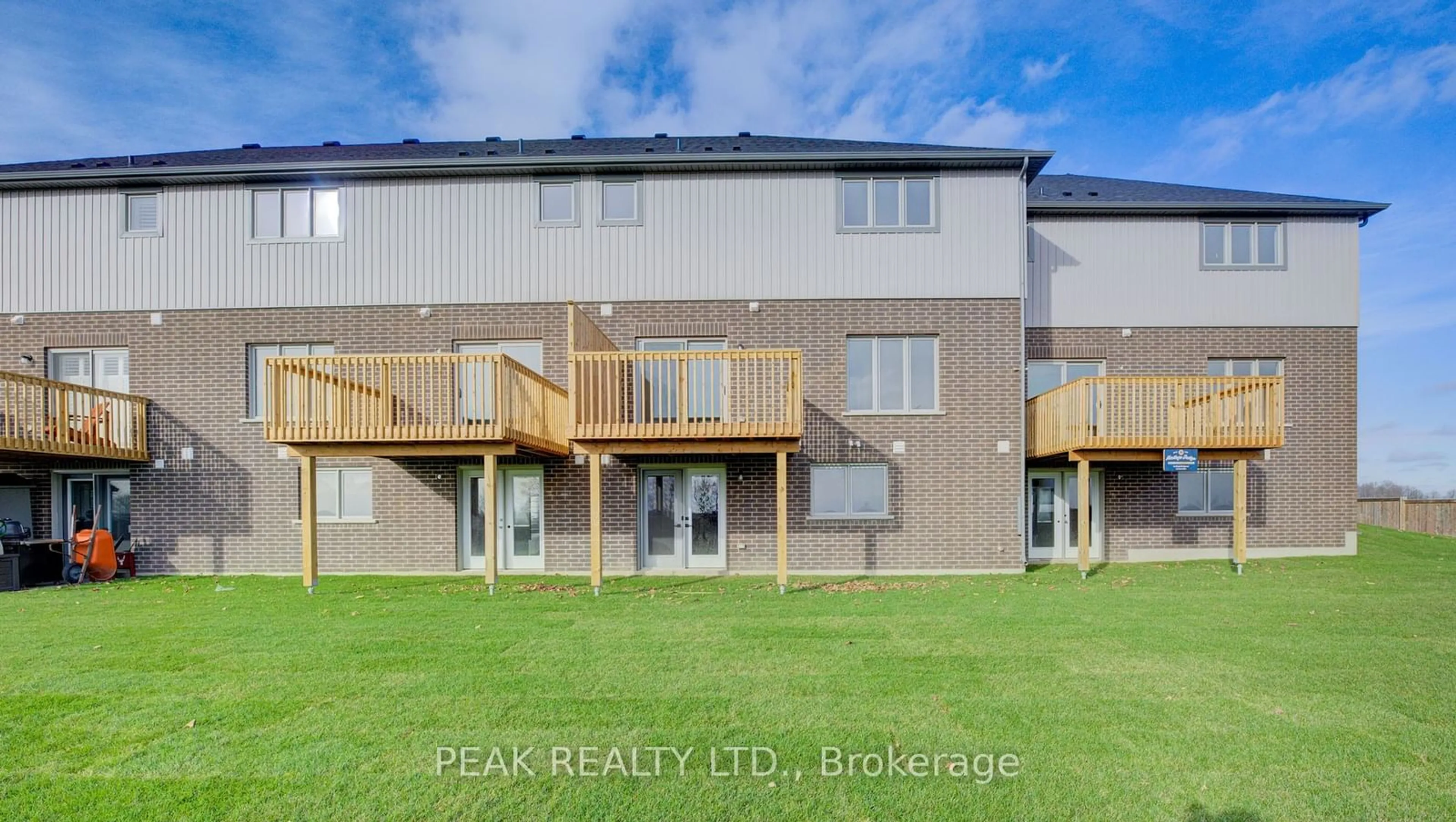 A pic from outside/outdoor area/front of a property/back of a property/a pic from drone, water/lake/river/ocean view for 245 applewood St, Blandford-Blenheim Ontario N0J 1S0