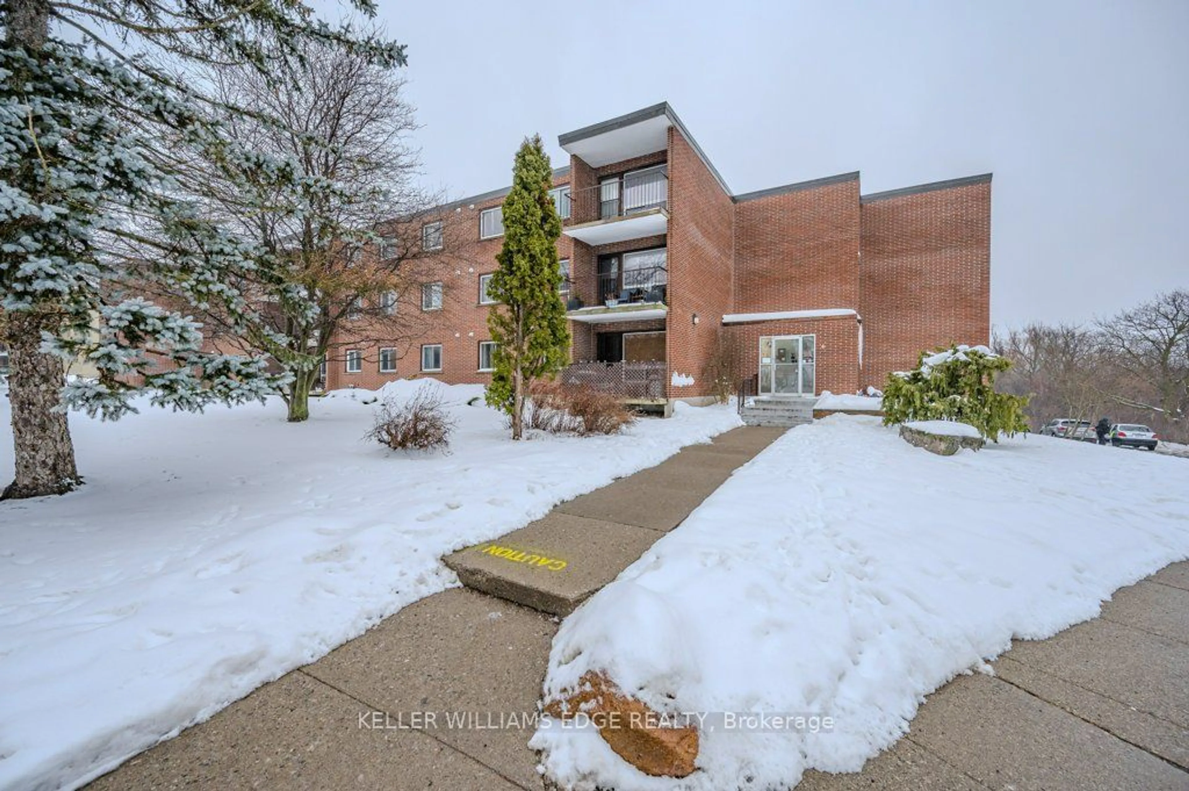 Unknown for 4 Avalon Pl #107, Kitchener Ontario N2M 4N6