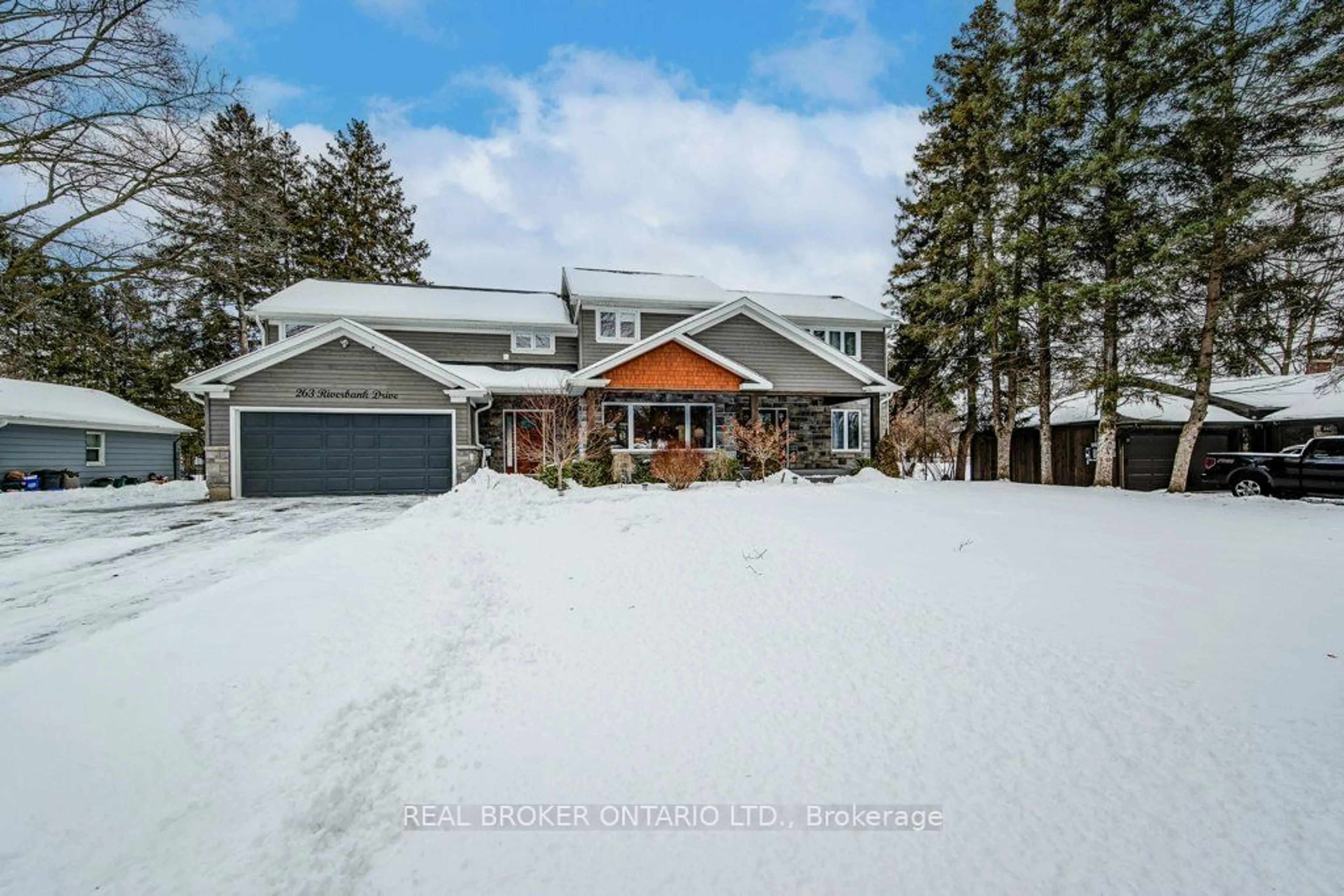 A pic from outside/outdoor area/front of a property/back of a property/a pic from drone, street for 263 Riverbank Dr, Cambridge Ontario N3H 4R6