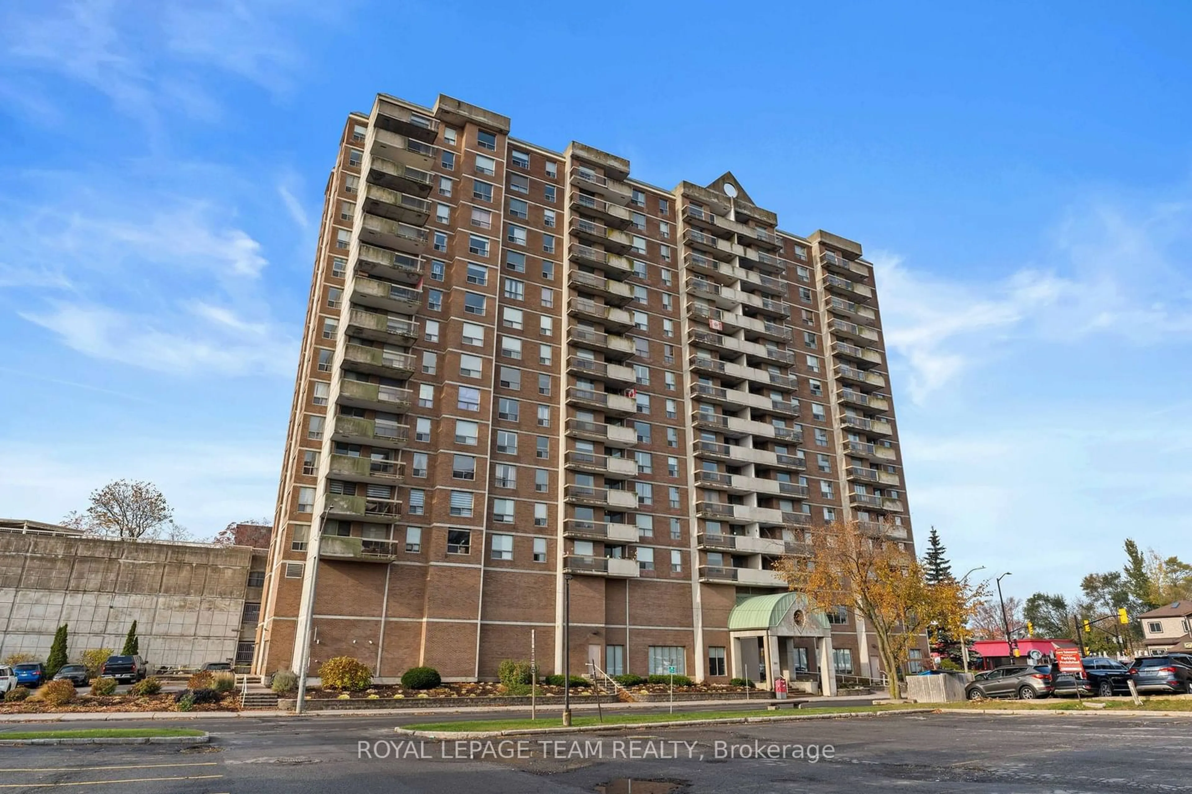 Unknown for 200 Lafontaine Ave #510, Vanier and Kingsview Park Ontario K1L 8K8