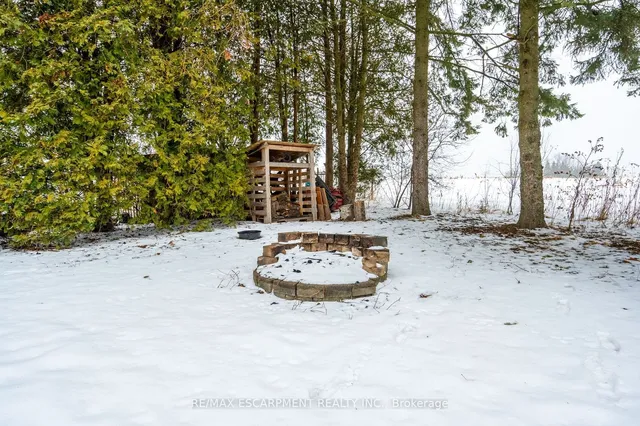 Additional property image - 937 Safari Rd