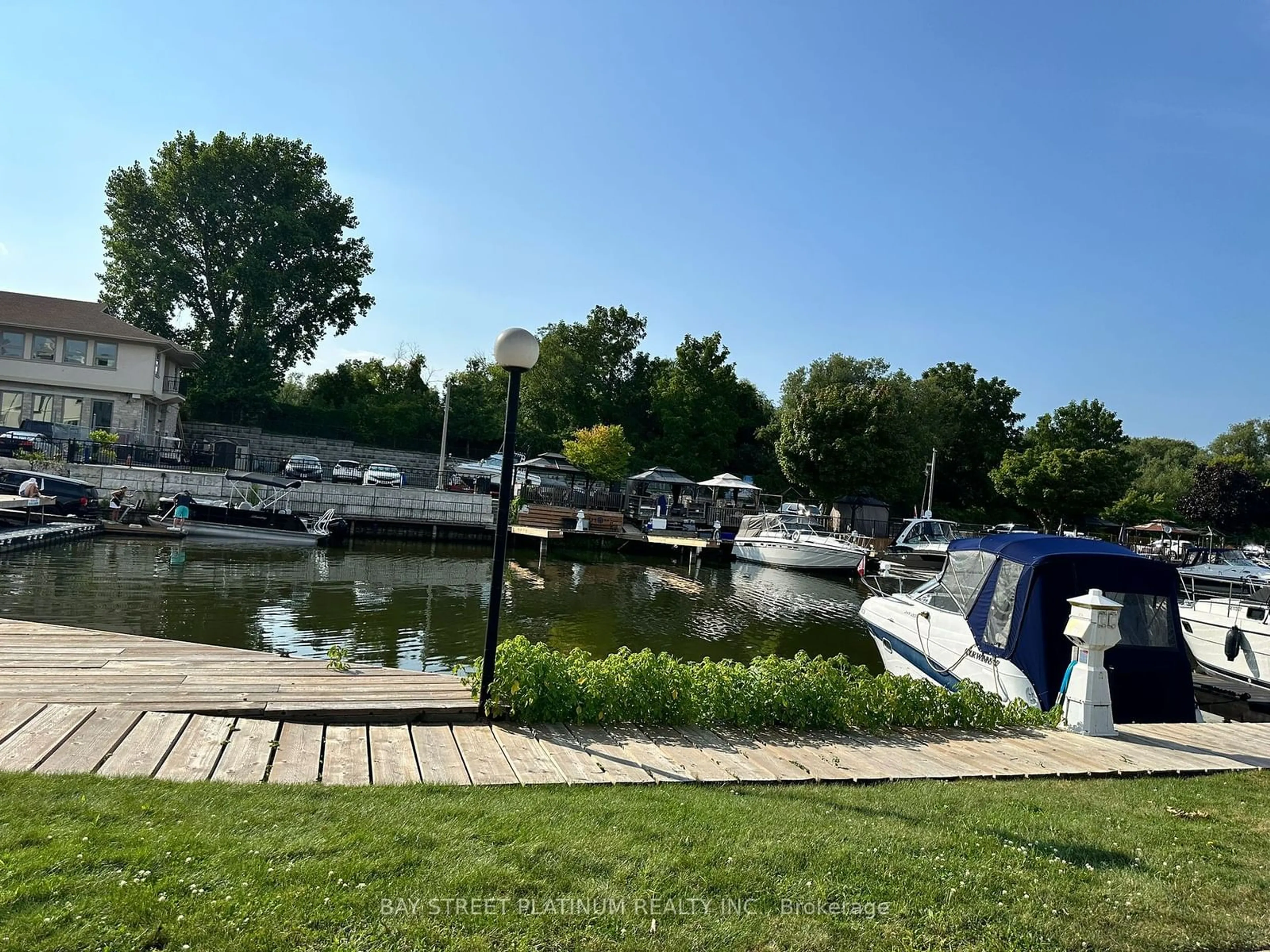 Blurry image for TH -3 HARBOUR,INSPIRATION POINT St, Grimsby Ontario L3M 2G4