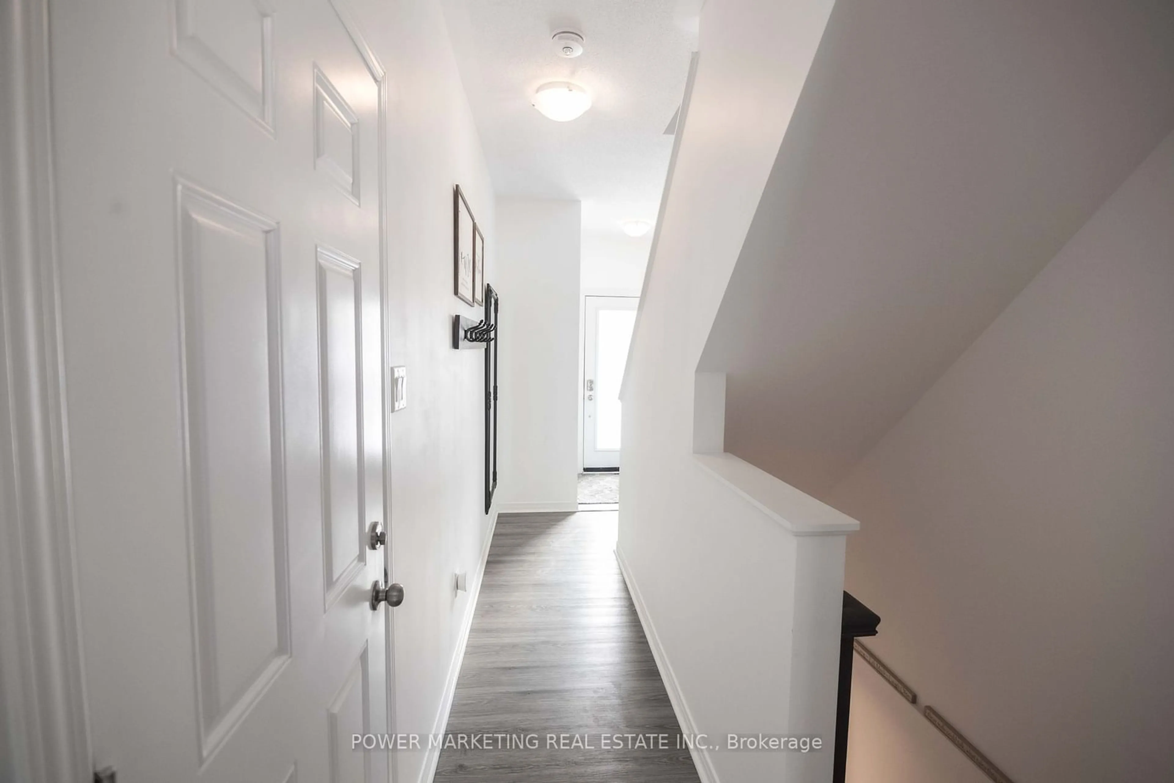 Indoor entryway for 540 Recolte, Orleans - Cumberland and Area Ontario K1E 0B4