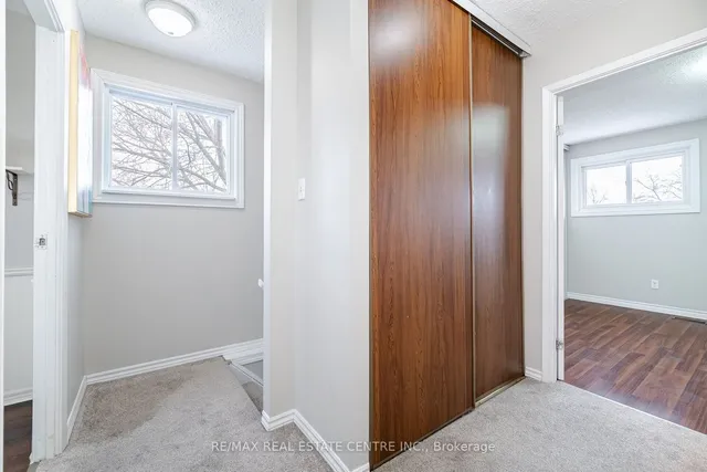 Additional image 24 of 43 Markham Cres