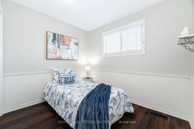 Additional image 17 of 43 Markham Cres