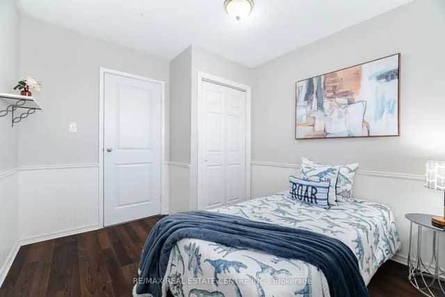 Additional image 16 of 43 Markham Cres