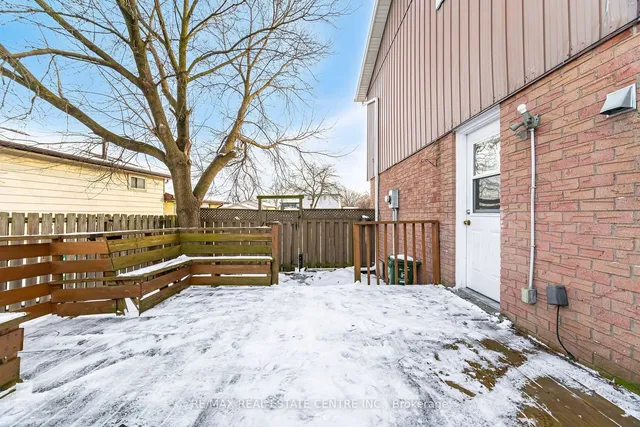 Additional image 7 of 43 Markham Cres