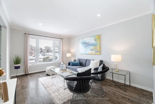 Additional image 34 of 43 Markham Cres