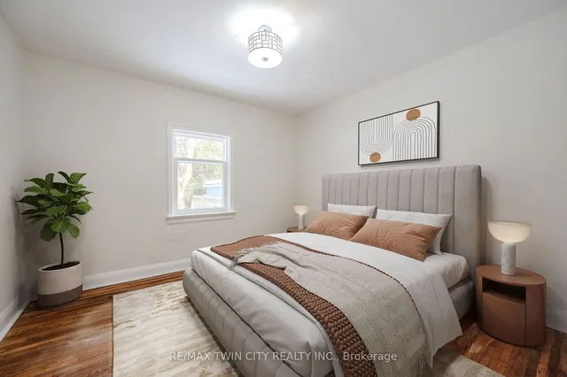 Additional property image - 11 Esson St