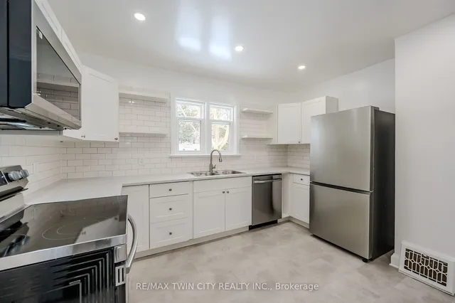 Additional property image - 11 Esson St