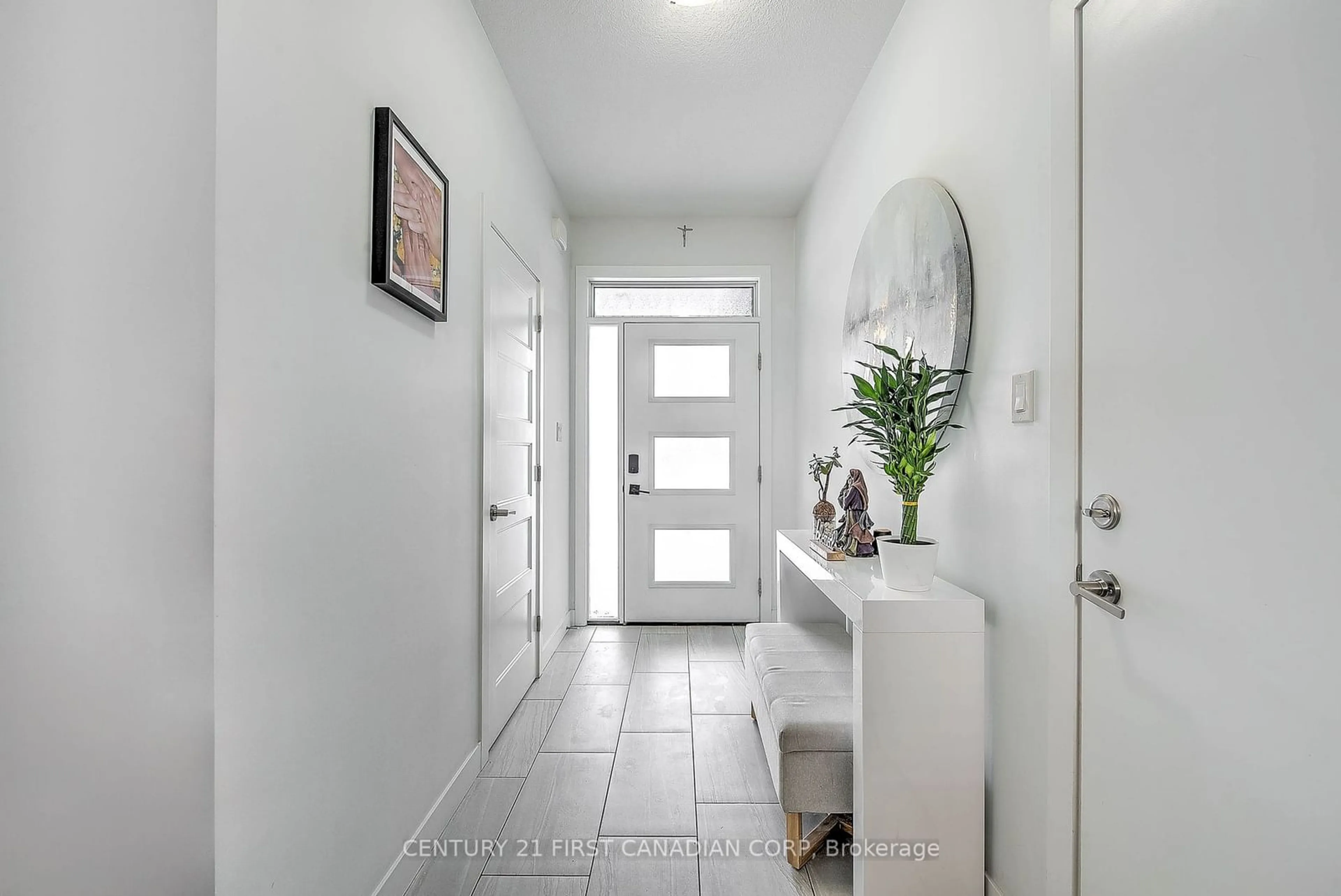 Indoor entryway for 3380 Singleton Ave #74, London Ontario N6L 0E8