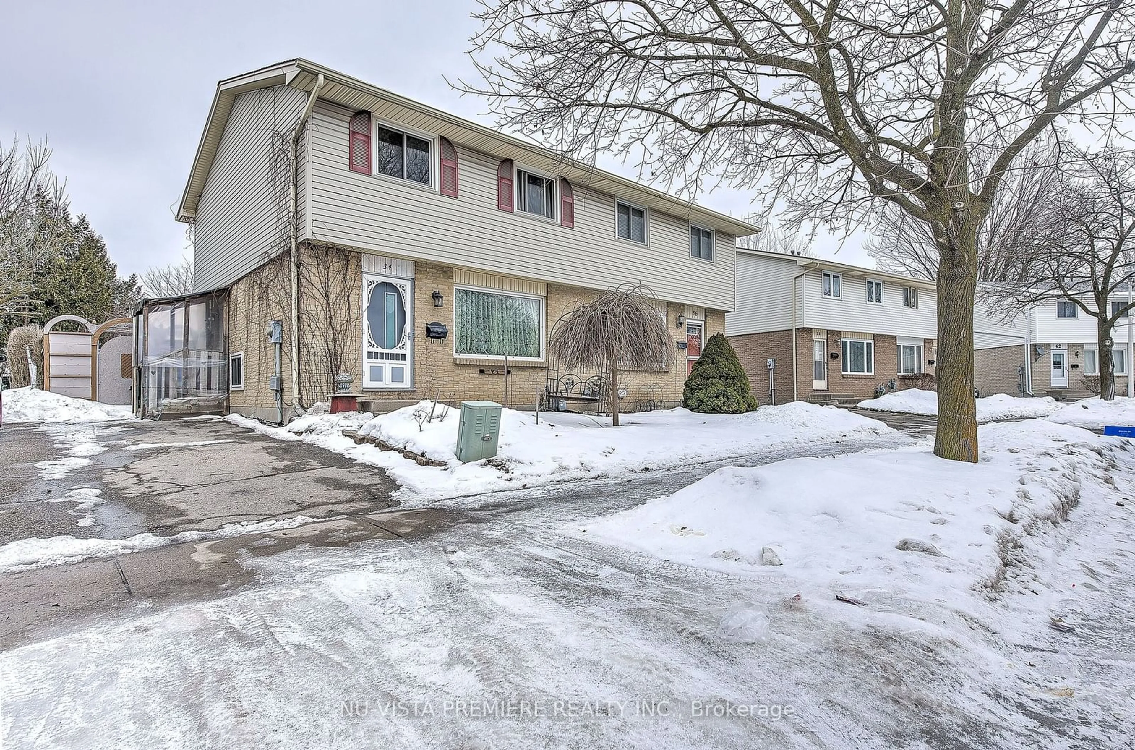 Unknown for 34 ROSAMOND Cres, London Ontario N6E 2M8