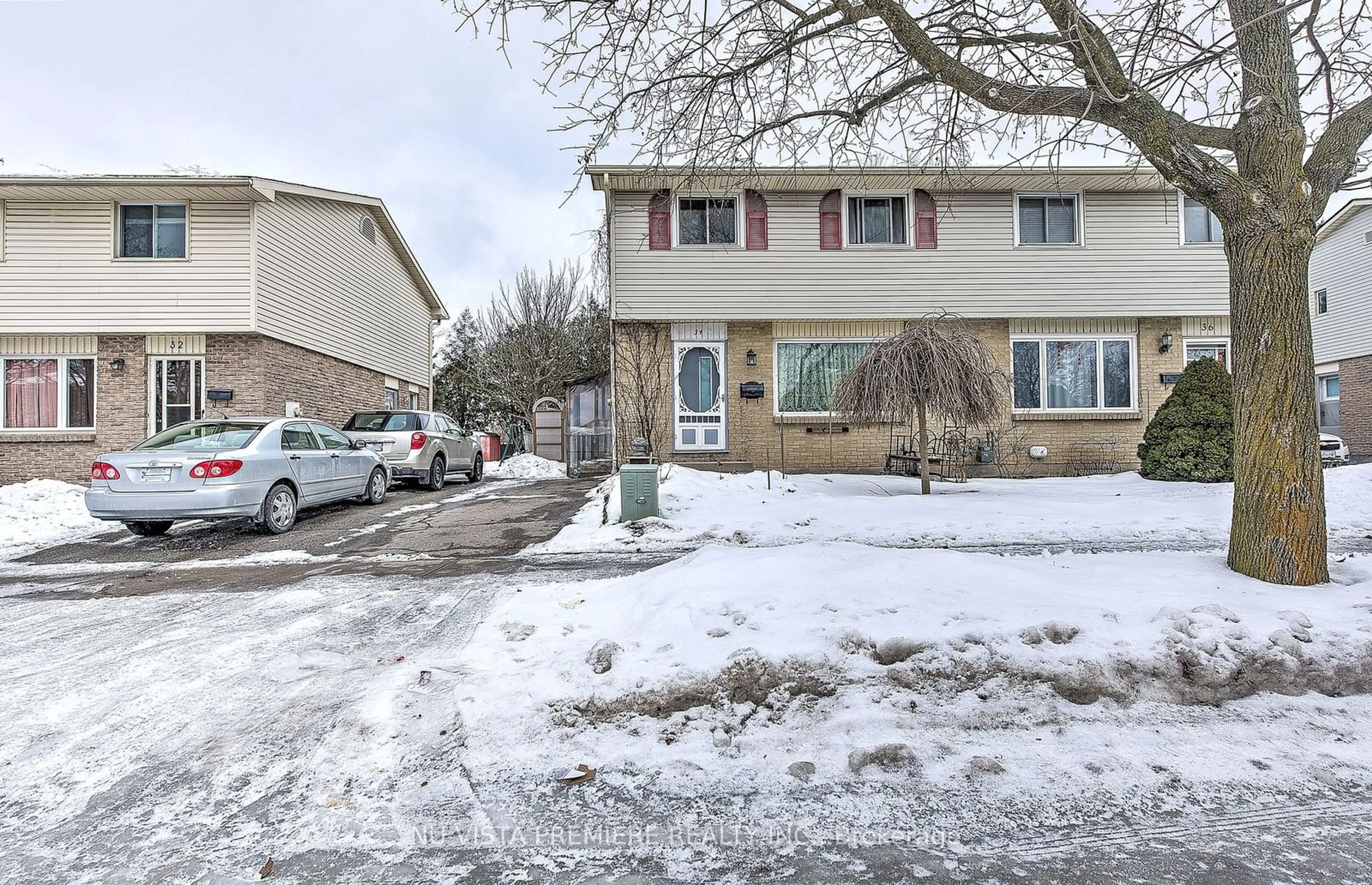 Unknown for 34 ROSAMOND Cres, London Ontario N6E 2M8