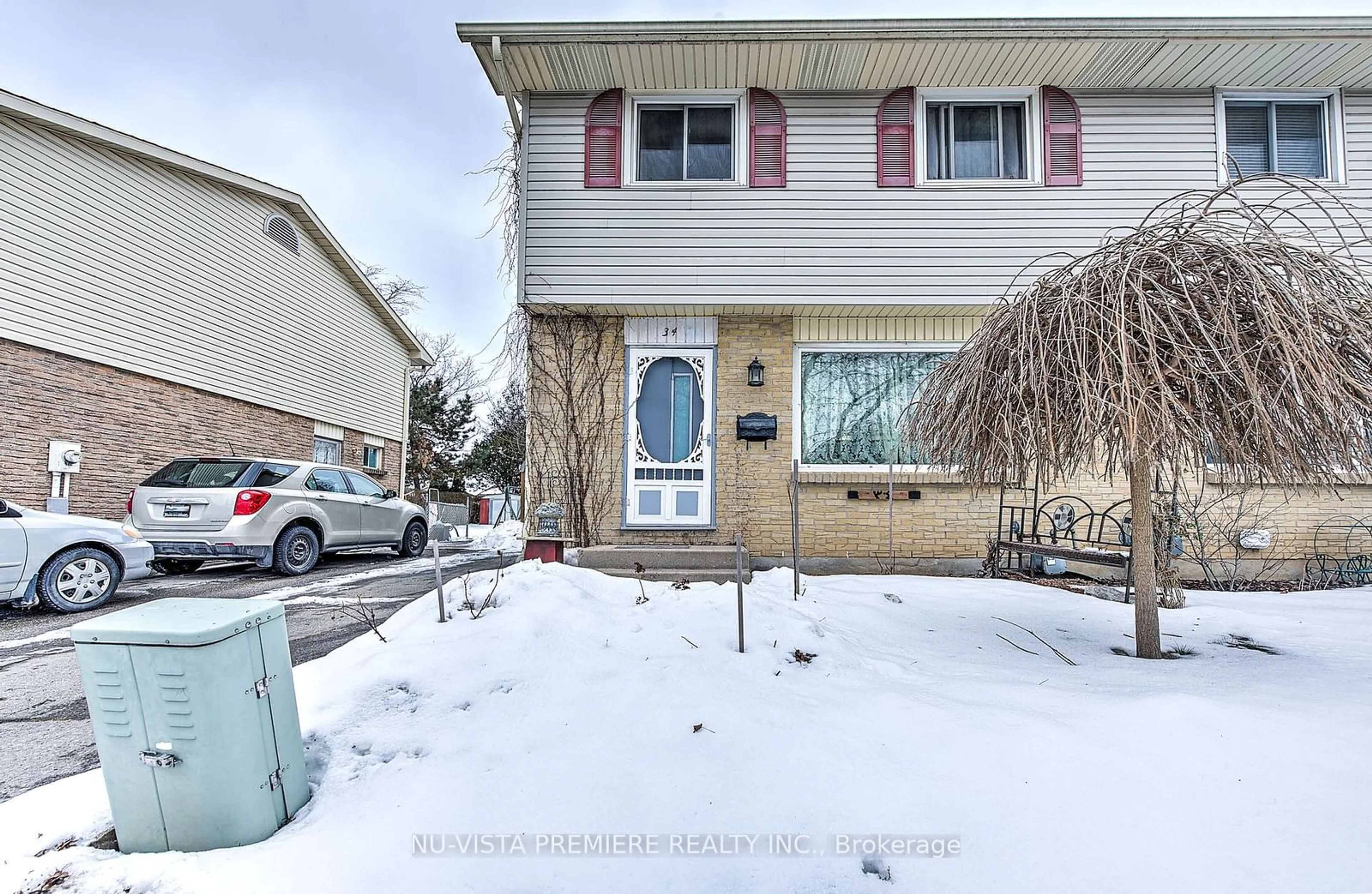 Unknown for 34 ROSAMOND Cres, London Ontario N6E 2M8