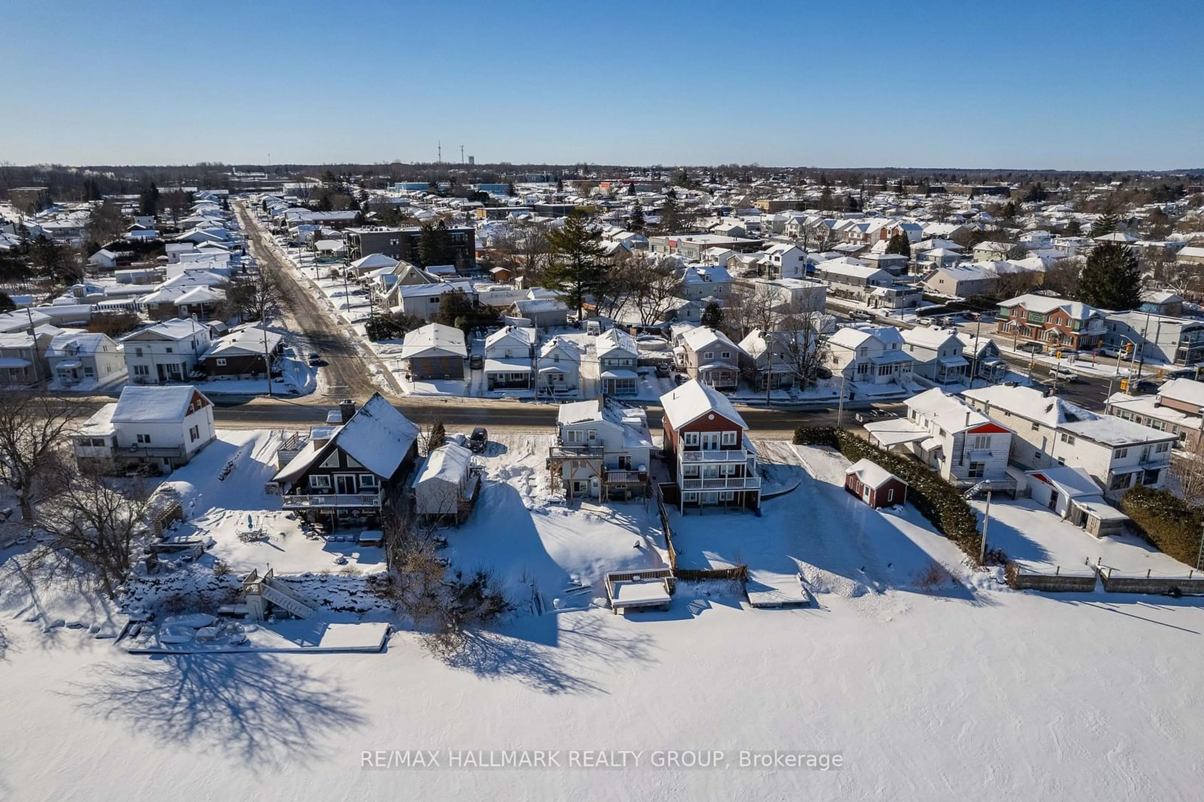 A pic from outside/outdoor area/front of a property/back of a property/a pic from drone, street for 1111 Main St, Hawkesbury Ontario K6A 1B8