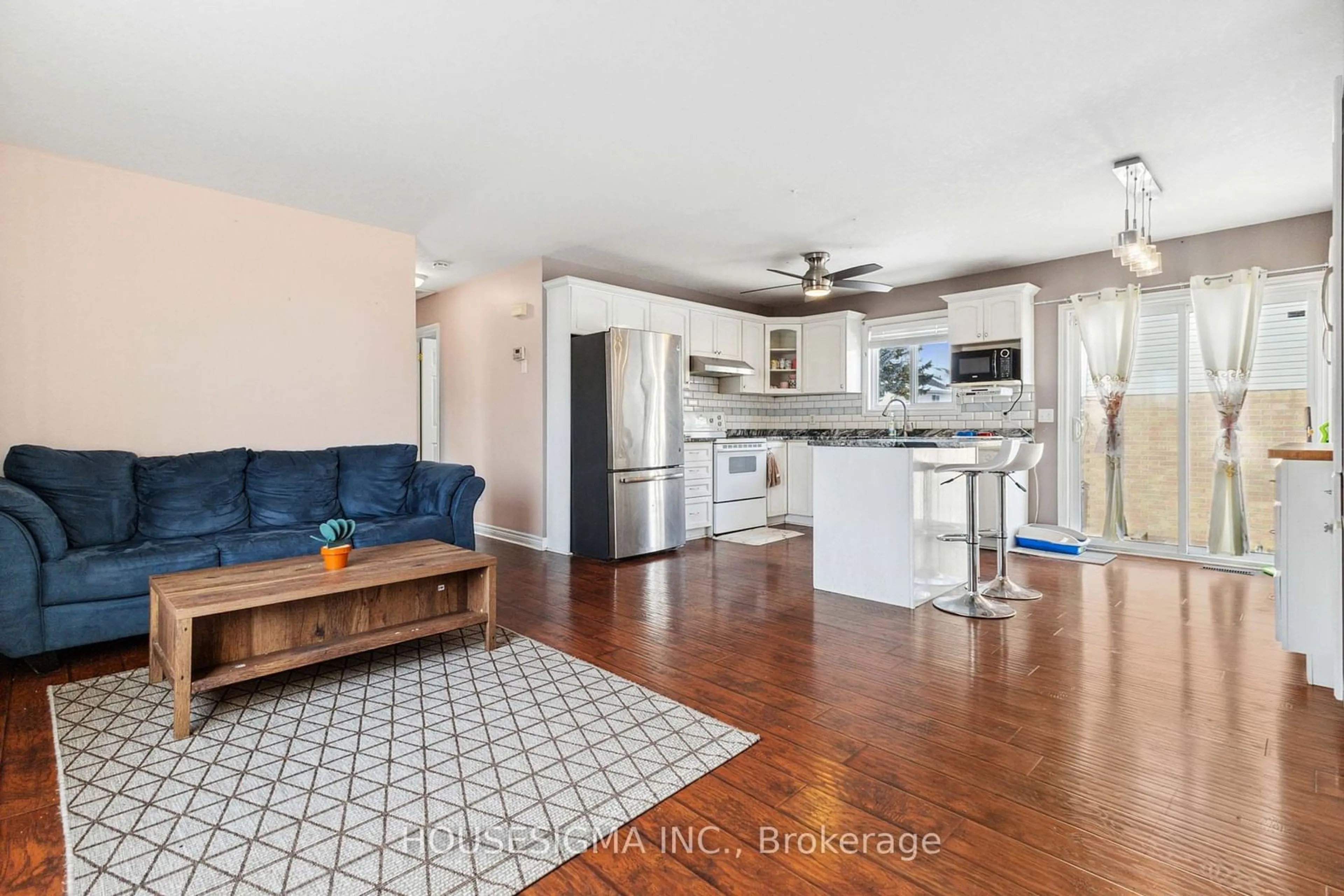 Open concept kitchen, unknown for 1859 Marconi Blvd, London Ontario N5V 4Y1