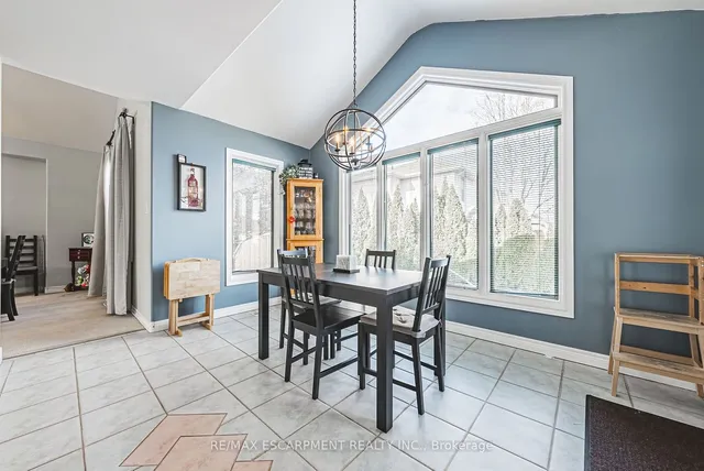 Additional property image - 48 Riviera Rdge