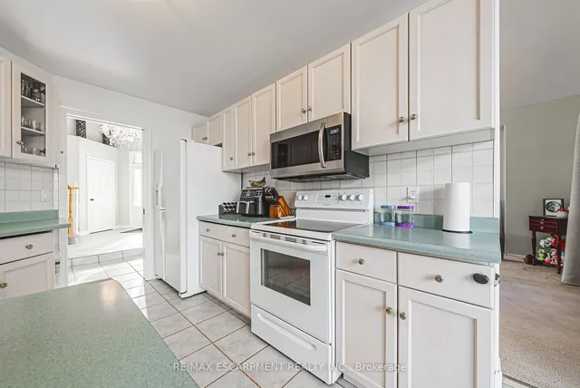 Additional property image - 48 Riviera Rdge